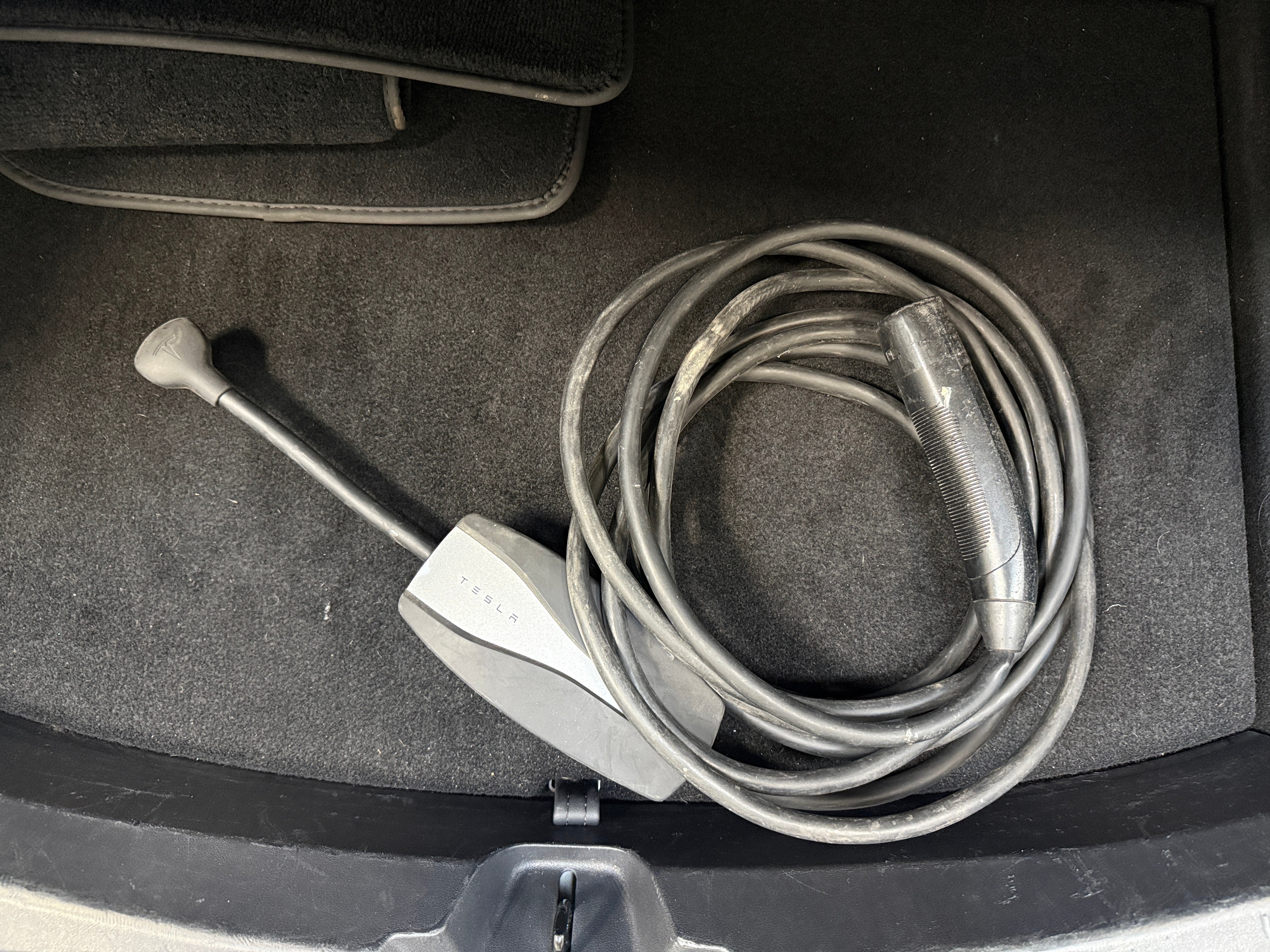 tesla model 3 2019 5YJ3E1EB8KF487161 image tesla model 3 2019 5YJ3E1EB8KF487161 image